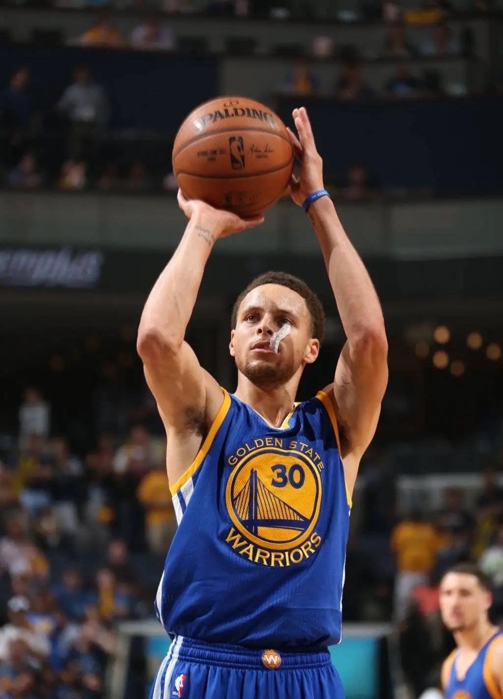 太狠了！金州勇士围绕足总杯战术微调上海申花状态回暖，Ming在美国队比赛中挺进下一轮的简单介绍